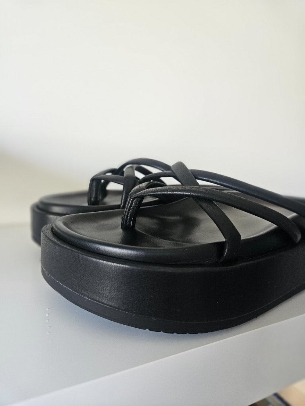 Madden Girl Fowler Black Platform Slide Sandals, Size 8 - Picture 10 of 11